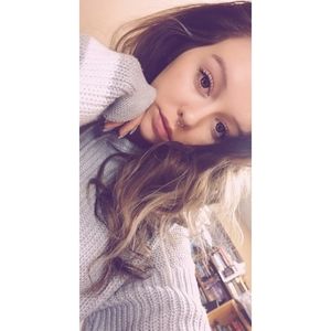 Meet your Posher, Nik